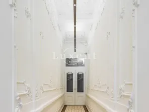 Prodej bytu 2+kk, Karlovy Vary, Vřídelní, 63 m2