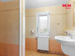 Prodej restaurace, Lomnice nad Popelkou, Poděbradova, 600 m2