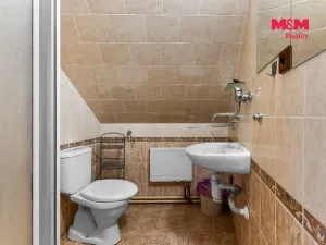 Prodej ubytování, Lomnice nad Popelkou, Poděbradova, 600 m2