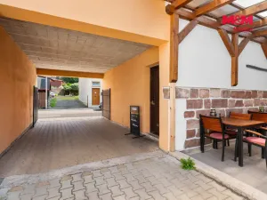 Prodej ubytování, Lomnice nad Popelkou, Poděbradova, 600 m2