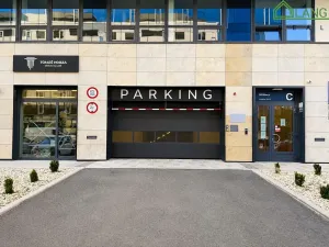 Pronájem garážového stání, Nové Sady, 13 m2