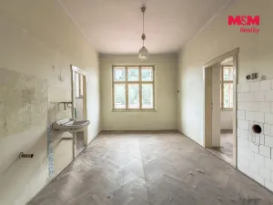 Prodej zemědělského objektu, Nová Ves nad Popelkou, 1427 m2