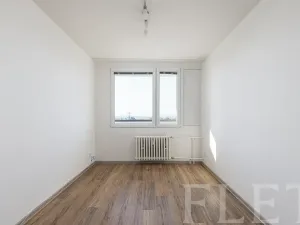 Pronájem bytu 2+kk, Praha - Prosek, Zárybská, 41 m2