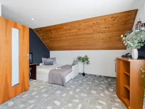 Prodej rodinného domu, Zeleneč, Zahradní, 203 m2