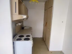 Prodej bytu 1+kk, Praha - Bohnice, Zelenohorská, 43 m2