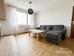 Pronájem bytu 1+1, Hradec Králové, Štefánikova, 37 m2