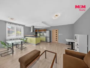 Prodej bytu 2+kk, Měchenice, Sloupecká, 64 m2
