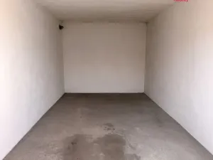 Pronájem garáže, Pardubice - Nové Jesenčany, 19 m2