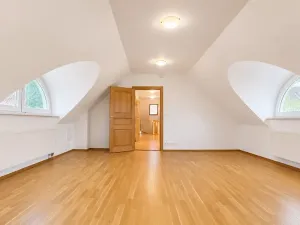 Prodej rodinného domu, Praha - Pitkovice, Klouzková, 181 m2
