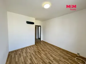 Pronájem bytu 2+1, Krnov - Pod Bezručovým vrchem, Jesenická, 45 m2