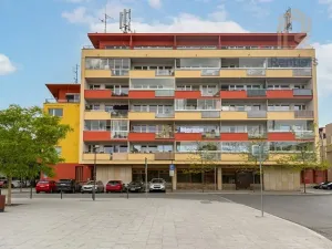 Prodej bytu 3+1, Kladno, nám. Edvarda Beneše, 52 m2