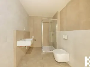 Prodej bytu 1+kk, Praha - Satalice, Za Novákovou zahradou, 33 m2