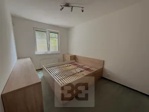 Pronájem bytu 2+kk, Praha - Pitkovice, Křemenáčová, 49 m2