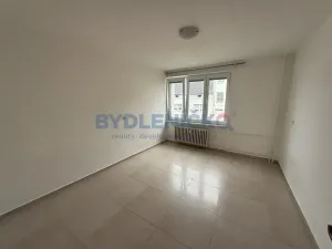 Pronájem bytu 2+1, České Budějovice, Třebízského, 62 m2