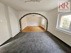 Pronájem rodinného domu, Plzeň, Mezi Ploty, 160 m2