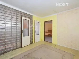 Prodej rodinného domu, Drnholec, nám. Svobody, 210 m2