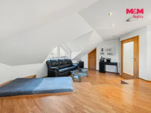 Prodej rodinného domu, Rajhrad, Dobrovského, 206 m2