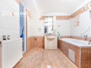 Prodej rodinného domu, Velemín, 150 m2
