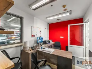 Prodej obchodního prostoru, Ústí nad Labem, Bílinská, 108 m2