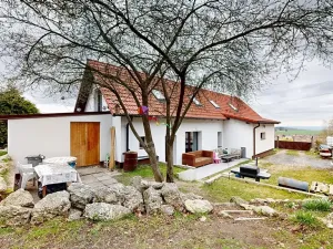 Prodej rodinného domu, Hradešín, 207 m2