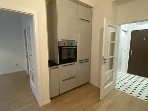 Prodej bytu 2+kk, Praha - Nusle, Pod vilami, 40 m2