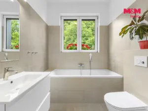 Prodej bytu 4+kk, Křížkový Újezdec - Čenětice, 158 m2