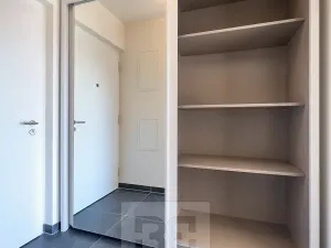 Pronájem bytu 1+kk, Praha - Čimice, Hrašeho, 46 m2