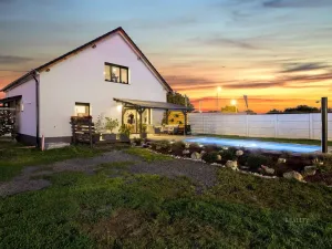 Prodej rodinného domu, Mělnické Vtelno - Radouň, Mělnická, 221 m2