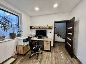 Prodej rodinného domu, Mělnické Vtelno - Radouň, Mělnická, 221 m2