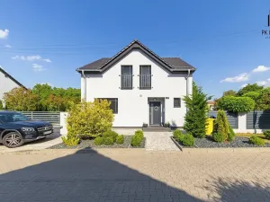Prodej rodinného domu, Holasice, Čtvrtě, 136 m2