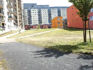 Pronájem bytu 2+kk, Praha - Troja, Hnězdenská, 46 m2