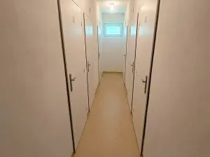 Pronájem bytu 2+1, Praha - Malešice, Káranská, 56 m2