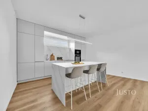 Prodej bytu 4+kk, Býkev, 128 m2