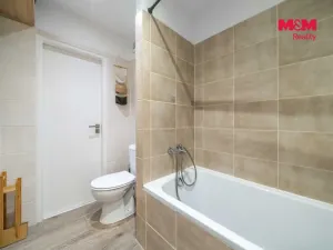 Prodej bytu 3+1, Plzeň - Lobzy, Rokycanská, 64 m2
