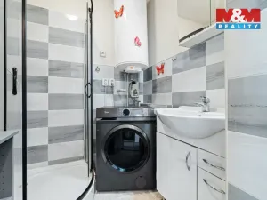 Prodej bytu 4+1, Bezno, Zahradní, 74 m2