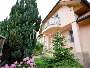 Prodej rodinného domu, Praha - Lysolaje, Nad Helmrovkou, 300 m2