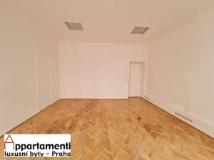 Pronájem kanceláře, Praha - Josefov, Kaprova, 27 m2