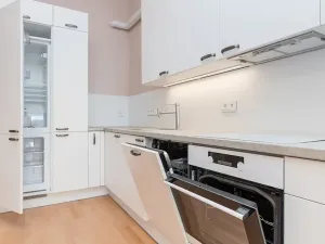 Pronájem bytu 3+kk, Praha - Dejvice, Kafkova, 102 m2