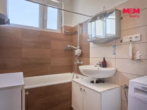 Prodej bytu 3+1, Březůvky, 81 m2