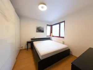 Pronájem bytu 3+kk, Praha - Záběhlice, Podle náhonu, 79 m2
