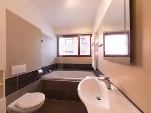 Pronájem bytu 3+kk, Praha - Záběhlice, Podle náhonu, 79 m2