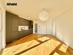 Pronájem bytu 2+kk, Praha - Strašnice, Ramonova, 50 m2