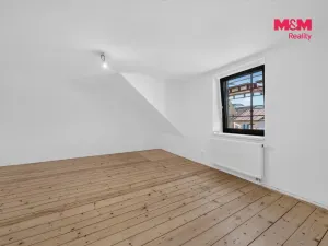 Pronájem rodinného domu, Jindřichův Hradec - Jindřichův Hradec III, U Nemocnice, 164 m2