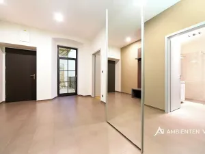 Pronájem bytu 3+kk, Brno, Jakubská, 82 m2