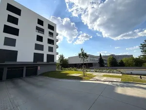Pronájem bytu 2+kk, Brno, třída Generála Píky, 84 m2