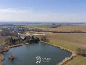 Prodej pozemku pro bydlení, Komárov, 744 m2