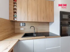 Prodej bytu 2+kk, Kraslice, Školní, 52 m2