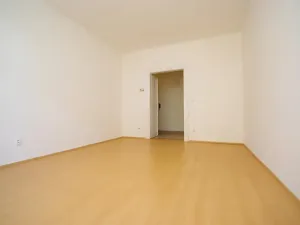 Pronájem bytu 3+1, Praha - Smíchov, V lesíčku, 104 m2