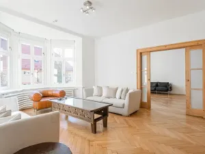 Pronájem bytu 4+1, Praha - Vinohrady, Hradešínská, 120 m2