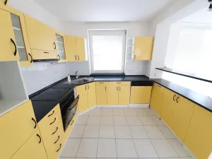 Pronájem rodinného domu, Praha - Řepy, 300 m2